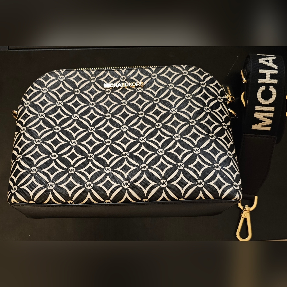 Michael Kors Cindy Crossbody bag